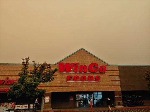 Supermarket «WinCo Foods», reviews and photos, 2335 NW Kings Blvd, Corvallis, OR 97330, USA