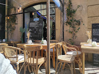 Atmosphère du Restaurant français Le Petit Bistrot à Aix-en-Provence - n°13