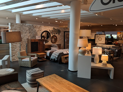 Furniture Store «Crate and Barrel», reviews and photos, 530 Stanford Shopping Center, Palo Alto, CA 94304, USA