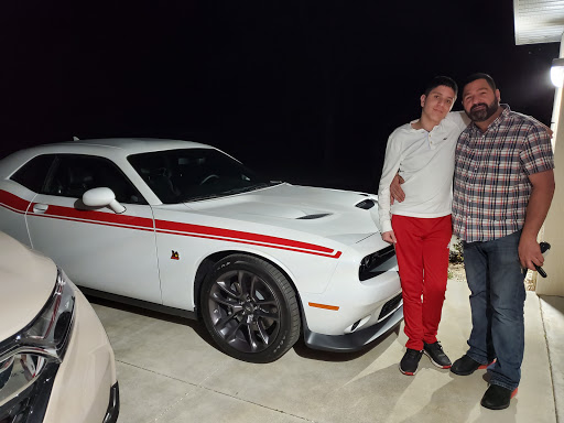 Car Dealer «Crystal Chrysler Dodge Jeep of Homosassa», reviews and photos, 1005 S Suncoast Blvd, Homosassa, FL 34448, USA