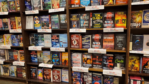 Book Store «Barnes & Noble», reviews and photos, 15 Backus Ave, Danbury, CT 06810, USA