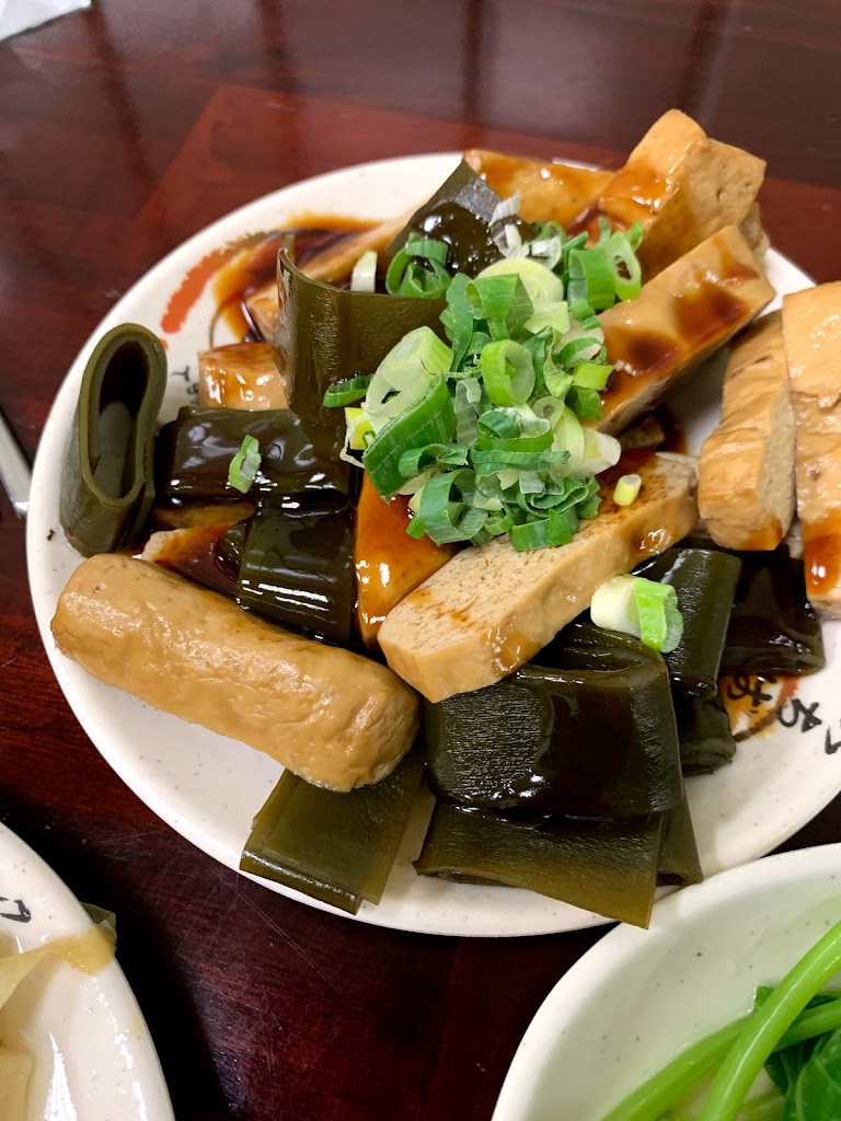 高雄滷肉飯 的照片