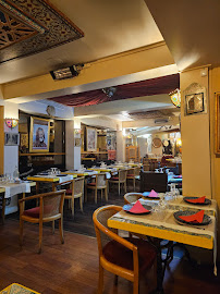 Atmosphère du Restaurant marocain Le Caroubier à Paris - n°2