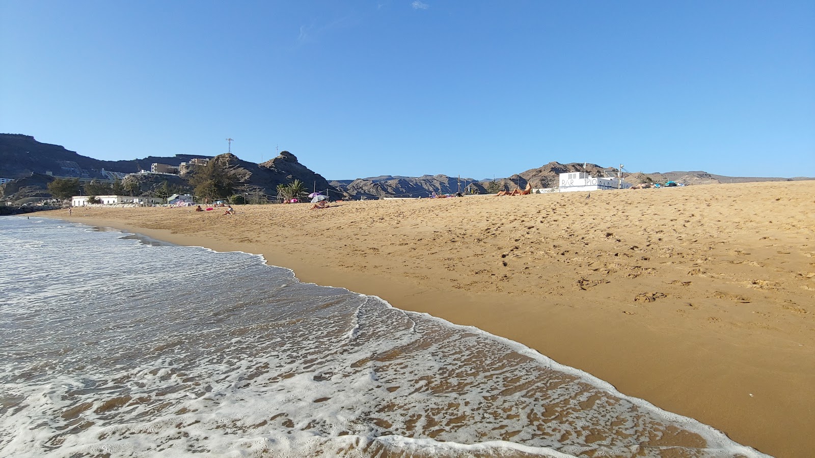 Foto de Playa de Tauro con muy limpio nivel de limpieza