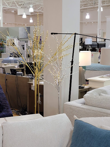 Furniture Store «American Signature Furniture», reviews and photos, 7230 US-19, Pinellas Park, FL 33781, USA