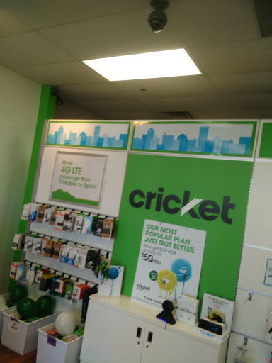 Cell Phone Store «Cricket Wireless Authorized Retailer», reviews and photos, 3037 Belvidere Rd, Waukegan, IL 60085, USA