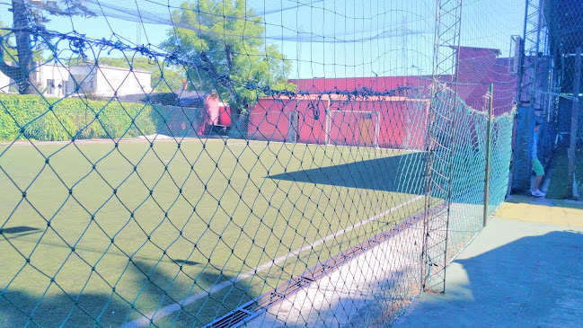 Opiniones de Varadero Fútbol 5 en Ciudad de la Costa - Campo de fútbol