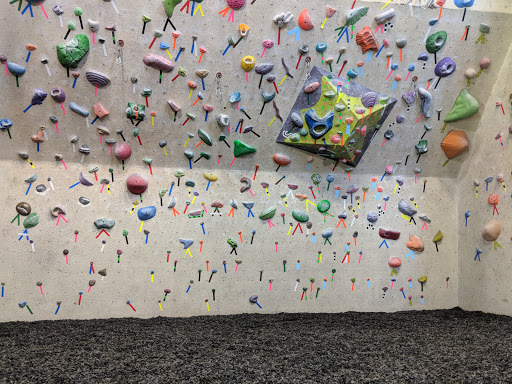 Gym «North Summit Climbing Gym», reviews and photos, 481 Bushkill Plaza Ln, Wind Gap, PA 18091, USA