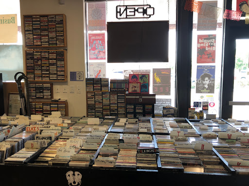 Book Store «Mojo Books & Records», reviews and photos, 2540 E Fowler Ave, Tampa, FL 33612, USA