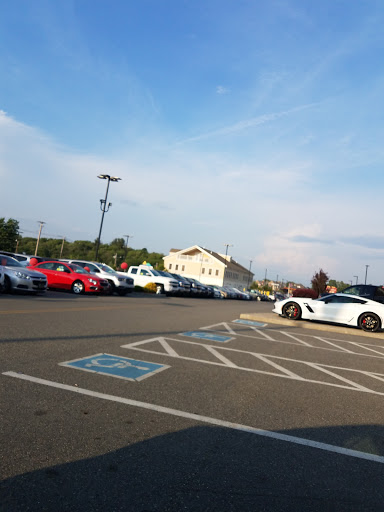 Chevrolet Dealer «Imperial Chevrolet», reviews and photos, 18 Uxbridge Rd, Mendon, MA 01756, USA