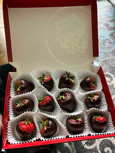 Gift Shop «Edible Arrangements», reviews and photos, 5 Regent Park Blvd Unit 101, Asheville, NC 28806, USA