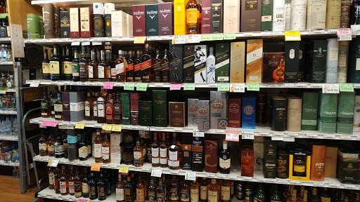 Liquor Store «Cedar Mill Liquor Store», reviews and photos, 13528 NW Cornell Rd, Portland, OR 97229, USA