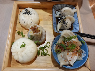 Photo n°37 de Hibao 冒小姐有面儿 à Paris ()