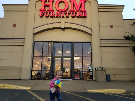 Furniture Store «HOM Furniture», reviews and photos, 415 4th St, Sioux City, IA 51101, USA