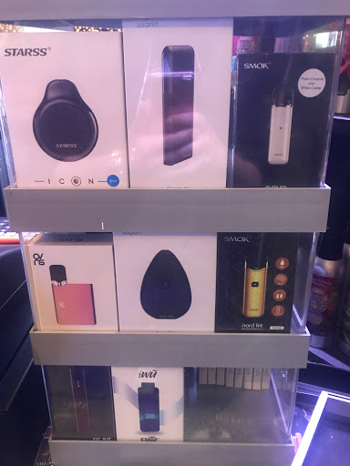 Tobacco Shop «Hollywood Smokes», reviews and photos, 6857 159th St, Tinley Park, IL 60477, USA