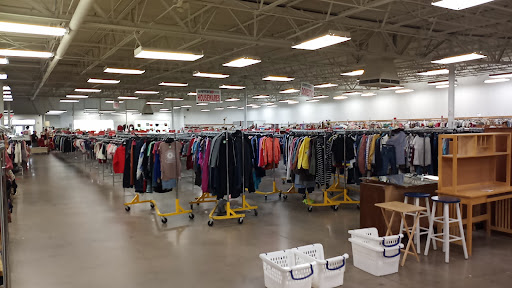Thrift Store «The Salvation Army Family Store & Donation Center», reviews and photos, 4620 SE 14th St, Des Moines, IA 50315, USA