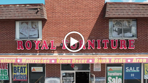 ROYAL FURNITURE, 339 S Green Bay Rd, Waukegan, IL 60085, USA, 