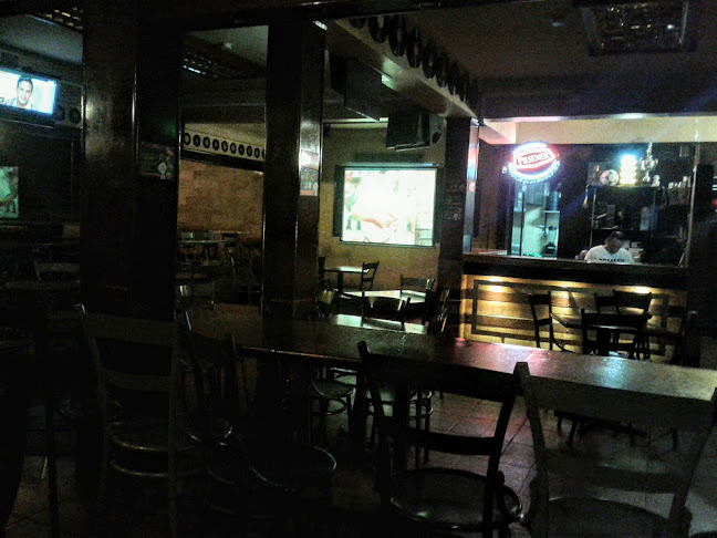 Opiniones de La U - Bar y piqueos en Guayaquil - Pub