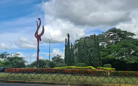 Monumento Cenit del Llano image