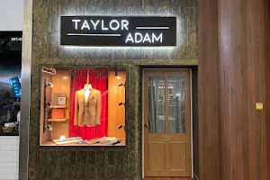 Taylor Adam image
