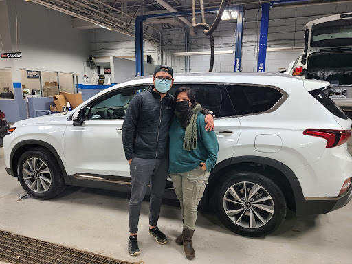 Used Car Dealer «Rogers Auto Group Chicago», reviews and photos, 2720 S Michigan Ave, Chicago, IL 60616, USA