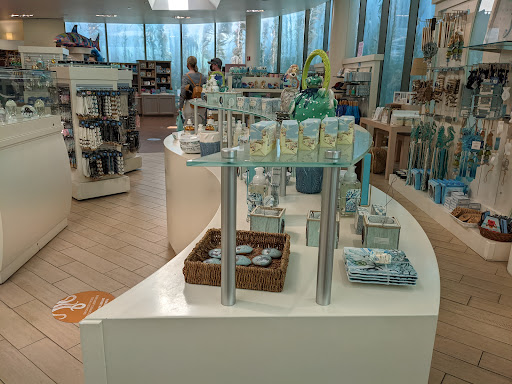 Gift Shop «Pacific Collections Gift Shop», reviews and photos, 100 Aquarium Way, Long Beach, CA 90802, USA