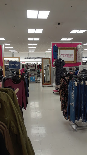 Department Store «Marshalls», reviews and photos, 1220 75th St, Downers Grove, IL 60516, USA