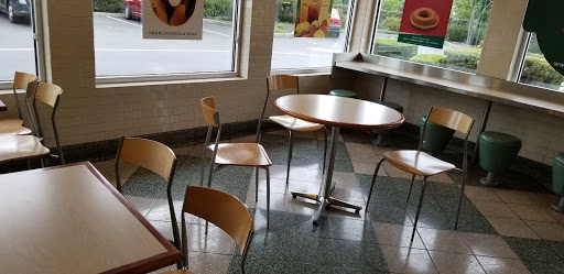 Bakery «Krispy Kreme Doughnuts», reviews and photos, 6210 E Lake Sammamish Pkwy SE, Issaquah, WA 98029, USA