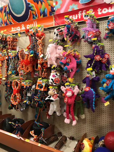 Pet Supply Store «PetSmart», reviews and photos, 3439 Princeton Rd, Hamilton, OH 45011, USA