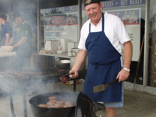 Butcher Shop «Critchfield Meats Retail Store», reviews and photos, 2220 Nicholasville Rd #166, Lexington, KY 40503, USA