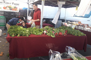 San Leandro Farmers' Market at Bayfair