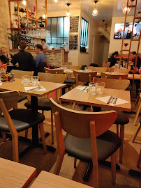 Atmosphère du Restaurant cambodgien Le Merci à Paris - n°10