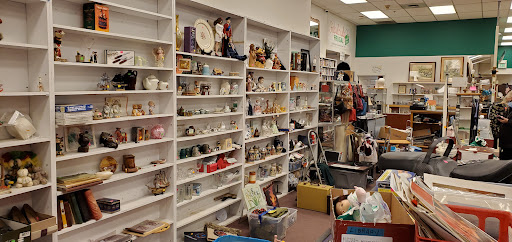 Thrift Store «Fabulously Frugal Thrift Shop», reviews and photos, 611 2nd St, Snohomish, WA 98290, USA