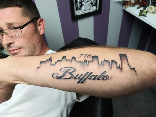 Tattoo Shop «Ink Spot Tattoo», reviews and photos, 3811 Harlem Rd, Buffalo, NY 14215, USA