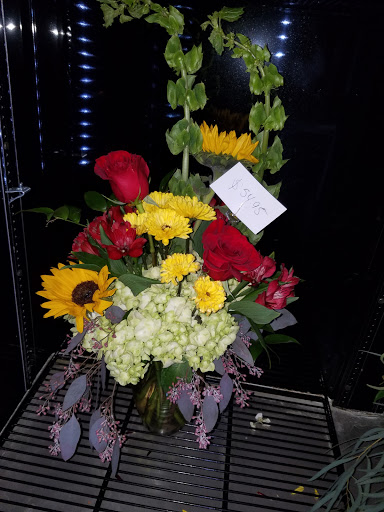 Florist «Plantiques Flowers by Brenda Fry», reviews and photos, 30131 Bulverde Ln, Bulverde, TX 78163, USA