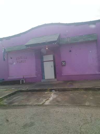 Grocery Store «A & M Grocery Store», reviews and photos, 1228 39th St, Galveston, TX 77550, USA