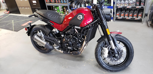 Motorcycle Dealer «Detroit Iron Cycles», reviews and photos, 10325 Highland Rd, White Lake, MI 48386, USA