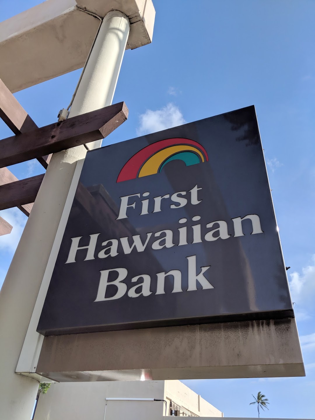 First Hawaiian Bank Kapahulu Branch