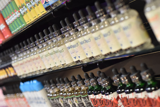 Tobacco Shop «Kazzaz Smoke Shop», reviews and photos, 6355 W Montrose Ave, Chicago, IL 60634, USA