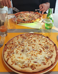 Plats et boissons du L'Avesnoise Pizzeria à Avesnes-le-Comte - n°3