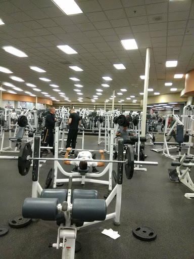 Gym «LA Fitness», reviews and photos, 18679 Devonshire St, Northridge, CA 91324, USA