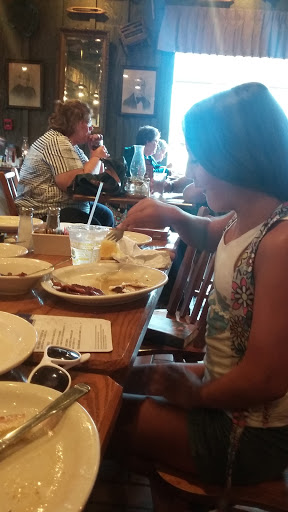 American Restaurant «Cracker Barrel Old Country Store», reviews and photos, 1005 Candleview Lane, Crawfordsville, IN 47933, USA