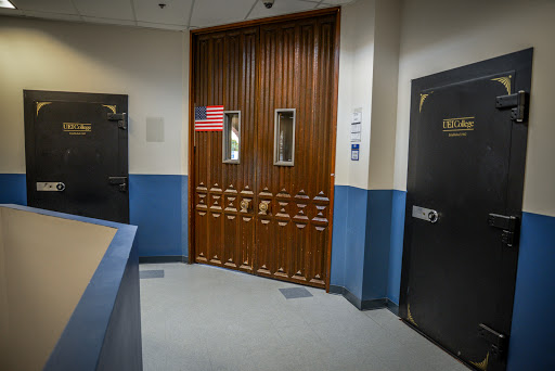 Vocational School «UEI College - Anaheim», reviews and photos