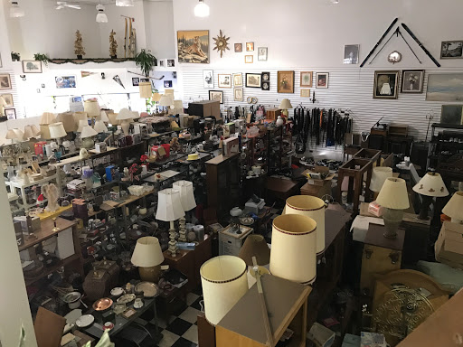 Thrift Store «Sun Rise Thrift Store», reviews and photos, 1880 S Havana St, Aurora, CO 80012, USA