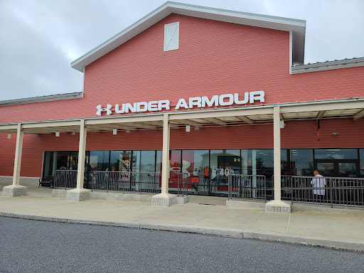 Clothing Store «Under Armour Factory House», reviews and photos, 35 S Willowdale Dr #207, Lancaster, PA 17602, USA