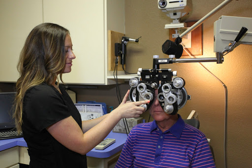 Eye Care Center «Grace Eye Clinic», reviews and photos, 1045 W Pioneer Pkwy, Grand Prairie, TX 75051, USA