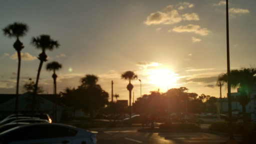 Shopping Mall «College Plaza Shopping Center», reviews and photos, 8595 College Pkwy, Fort Myers, FL 33907, USA