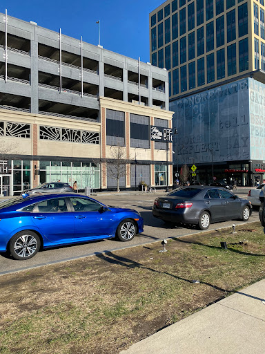 Department Store «Saks OFF 5TH», reviews and photos, 300 Canal St, Somerville, MA 02145, USA