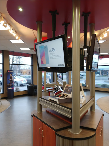 Cell Phone Store «Verizon Authorized Retailer – Cellular Sales», reviews and photos, 10414 Dixie Hwy, Louisville, KY 40272, USA