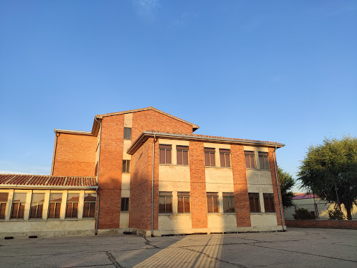 Colegio Público Marqués de Camarasa en Castrojeriz